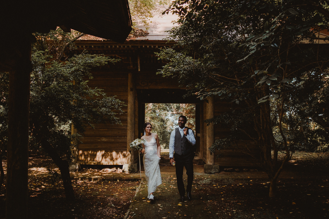 Beautiful elopement in Chiba Japan - Exploring