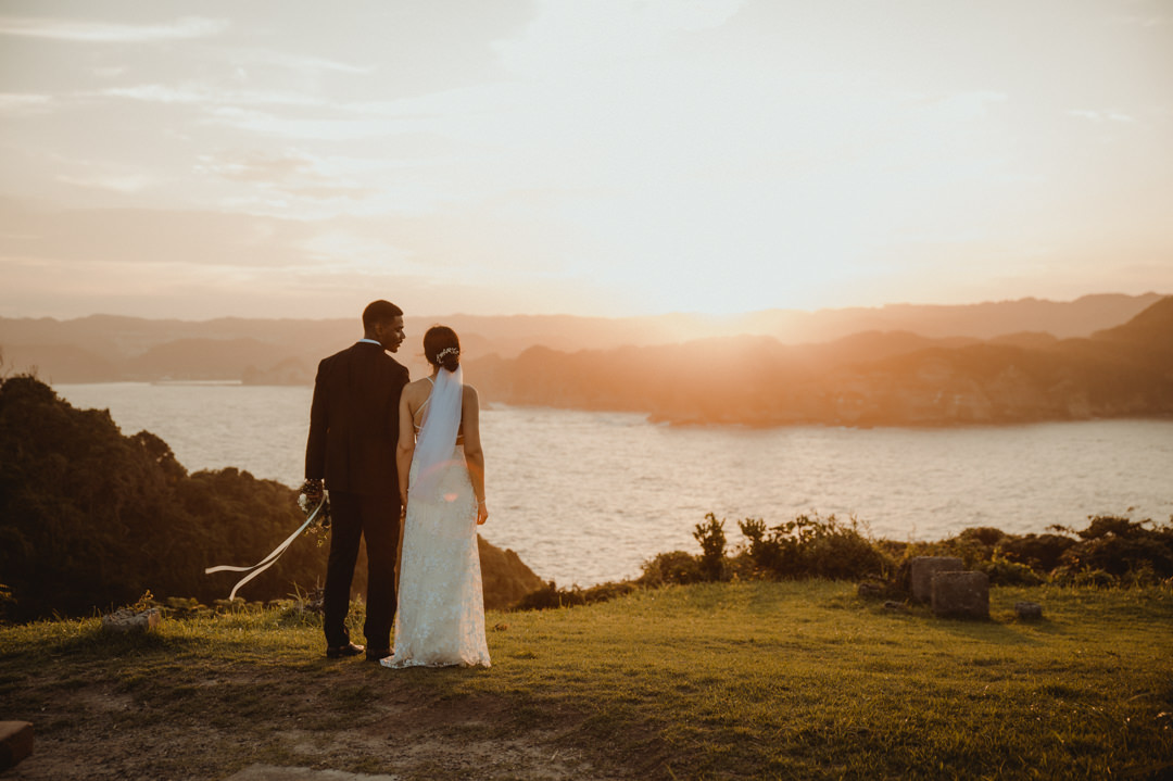Beautiful elopement in Chiba Japan - Sunset watching