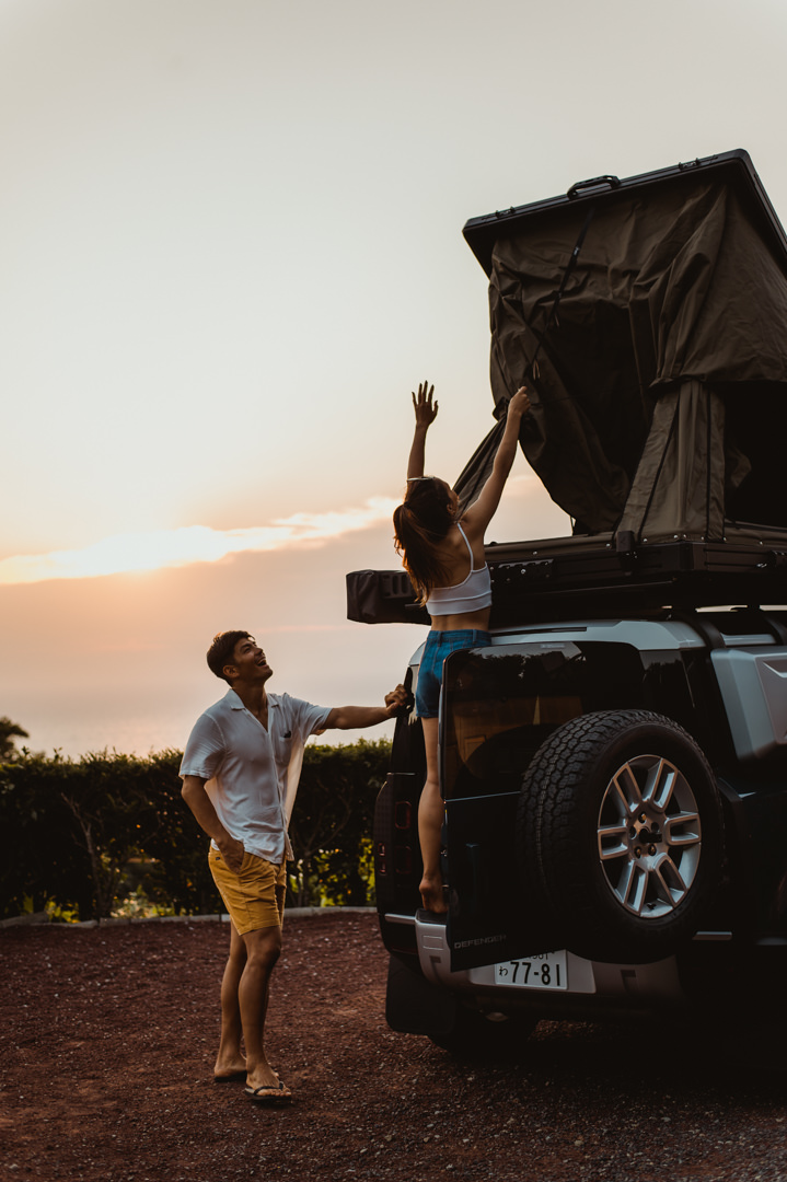 Overland elopement Japan - Pop that roof tent