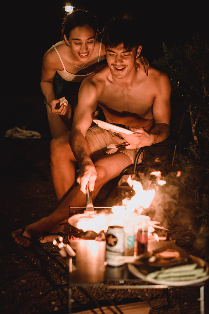 Overland elopement Japan - Fire is hot
