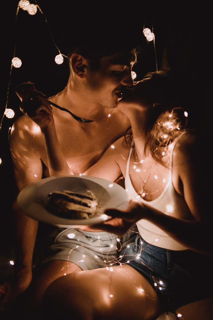 Overland elopement Japan - Sweet tooth in the rooftop tent