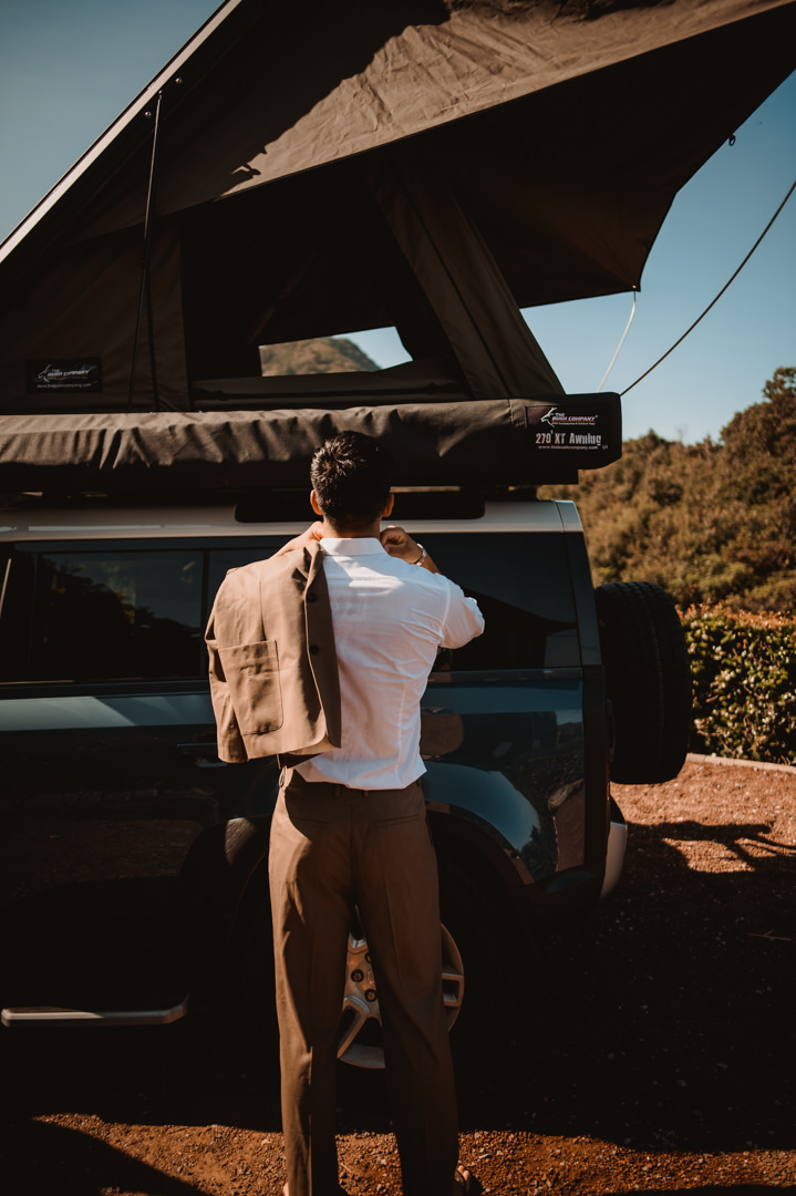 Overland elopement Japan - Groom 