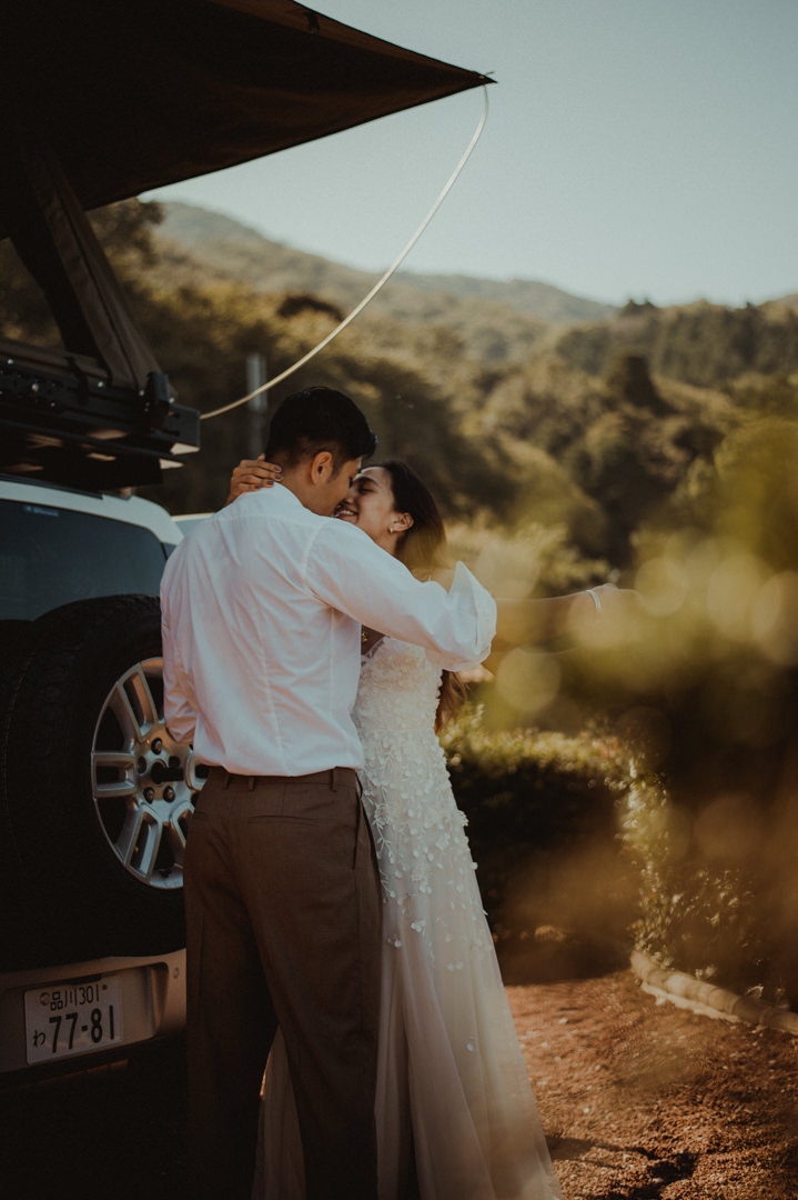 Overland elopement Japan - I love you so much