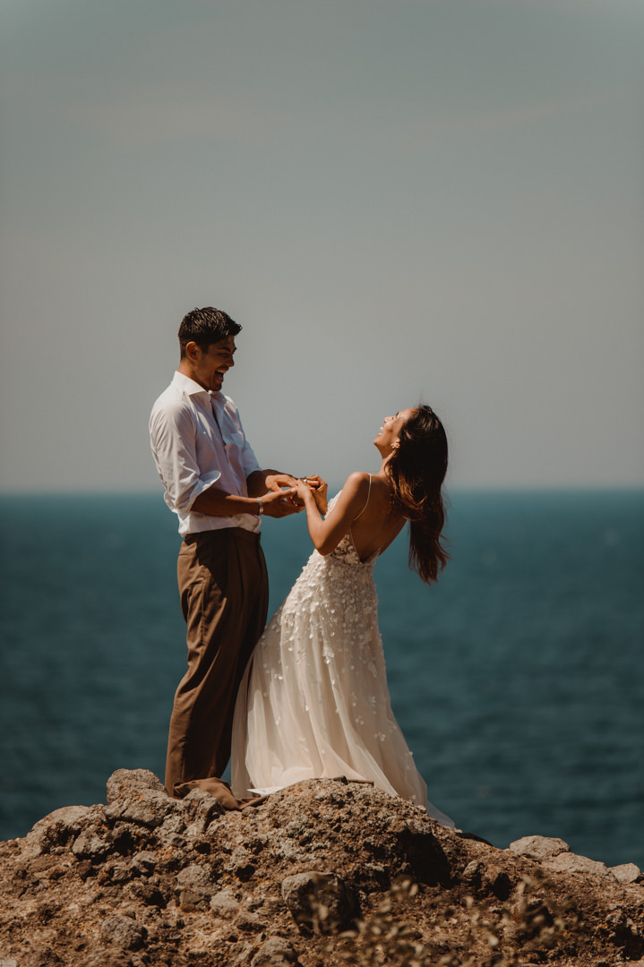 Overland elopement Japan - I can't believe this is real