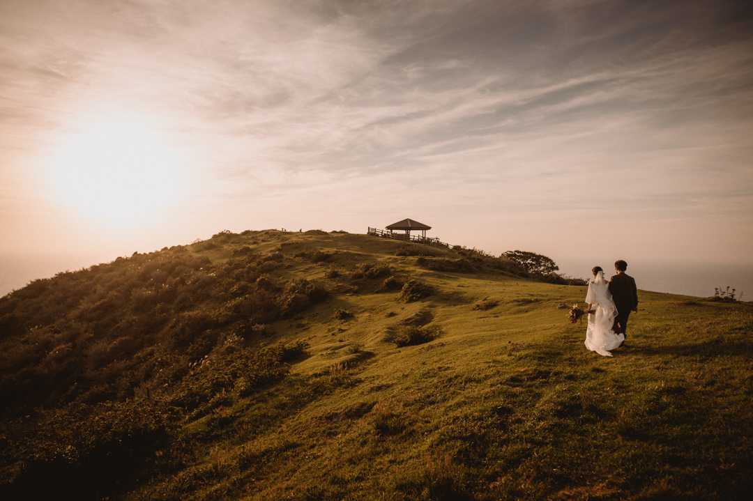 Movie-like scene for the island elopement