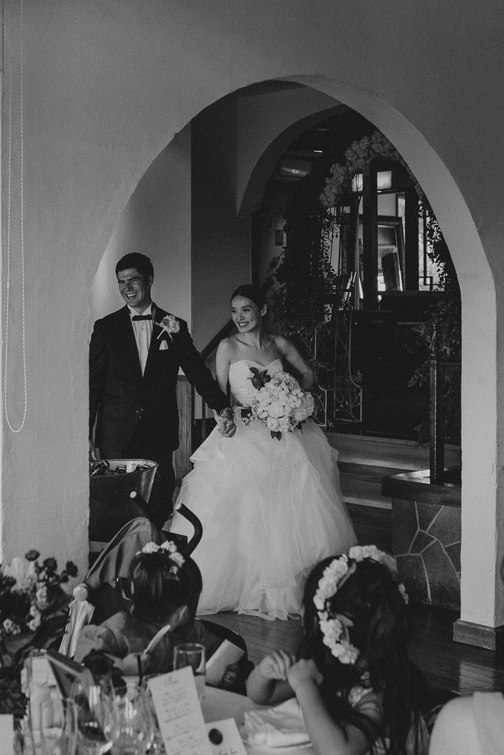 Micro wedding Japan Here comes the couple 