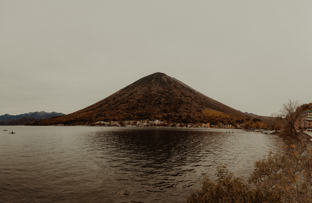 Volcano at the lake for  fall elopement in Japan