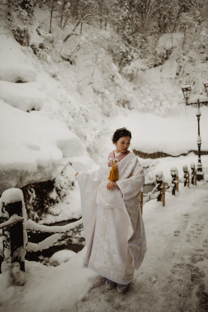 Ginzan Onsen Elopement - Kimono elopement
