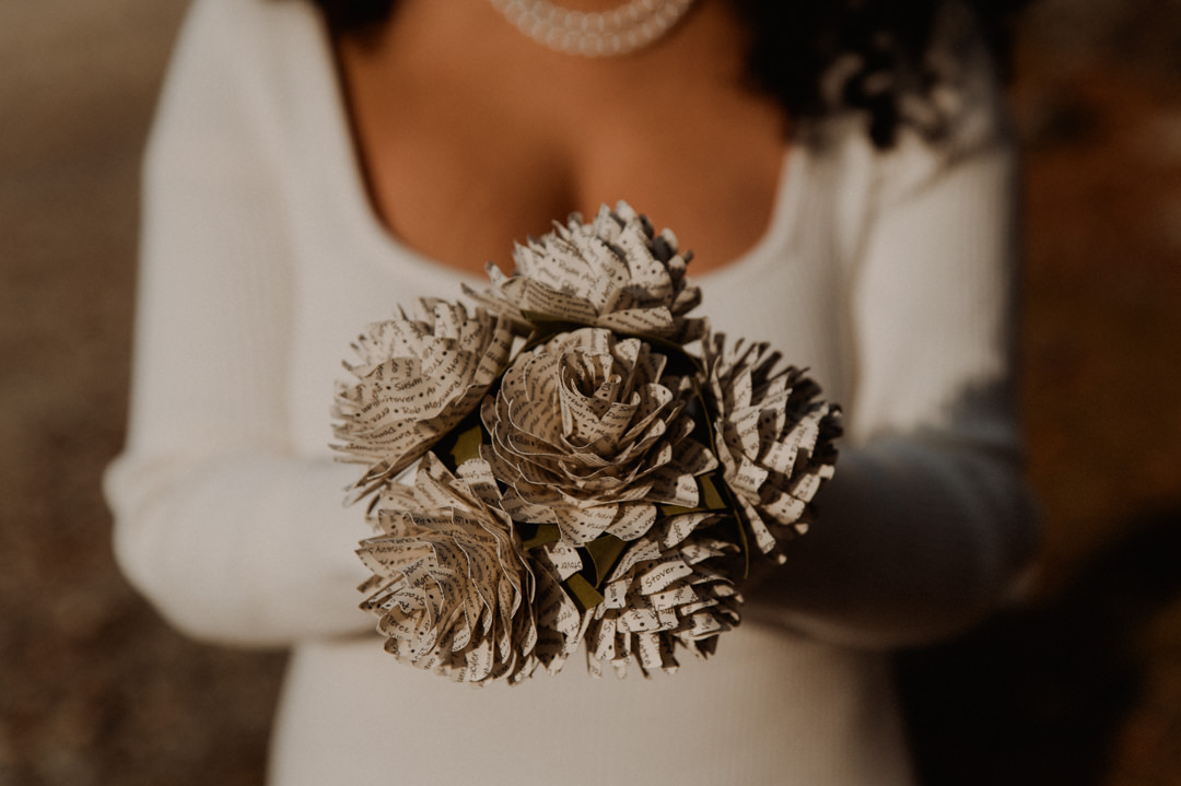 laid-back elopement in japan - bouquet 