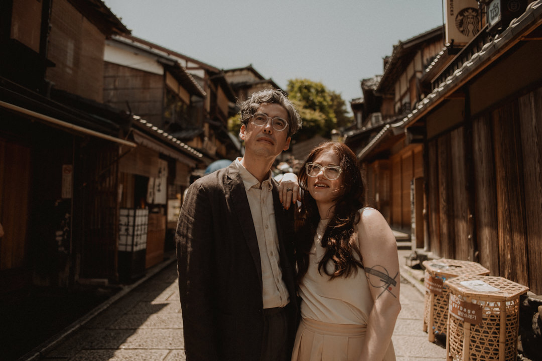 low-key elopement in japan - couple on the kyoto's old street 