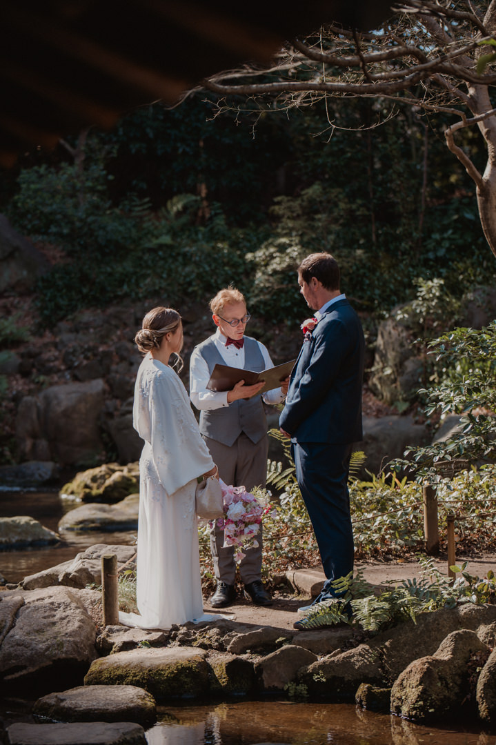 tokyo park elopement - ceremony at tokyo park