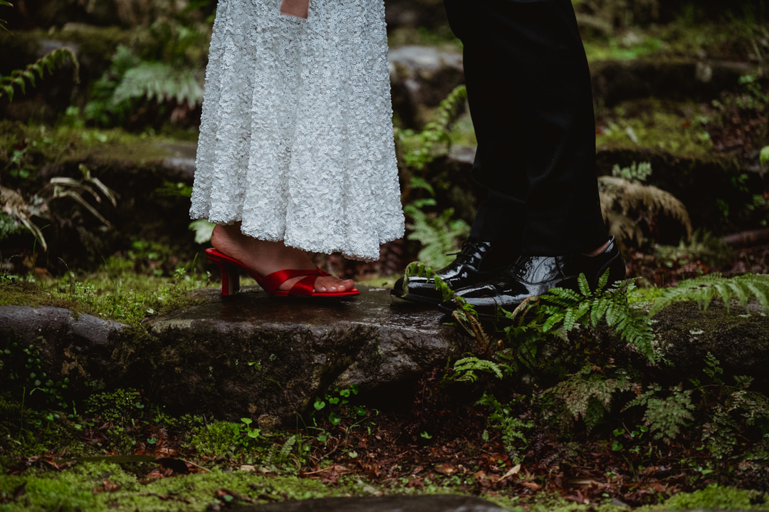The bride is getting ready in rainy day 